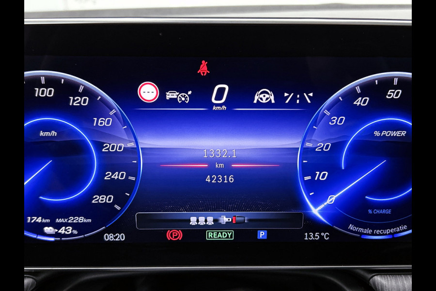 Mercedes-Benz EQE AMG 43 4MATIC 90 kWh(Goed OnderH, Panorama, 360 Camera, SfeerVerlichting, Massage Stoelen, StoelV, Lane A, Etc)