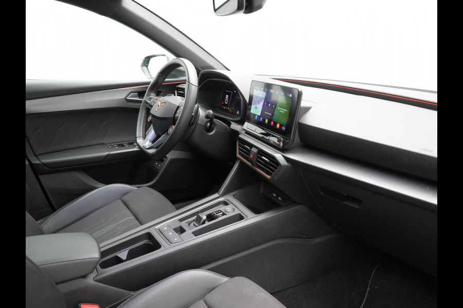 CUPRA Leon 1.4 e-Hybrid VZ Copper Edition PHEV 245pk Dealer O.H PHEV | Panodak | Adaptive Cruise | Sportstoelen Memory & Verwarmd | Sfeerverlichting | Apple Carplay | Blis | Keyless | Stuur Verwarmd | Navigatie | Virtual | DAB | Plug In Hybrid