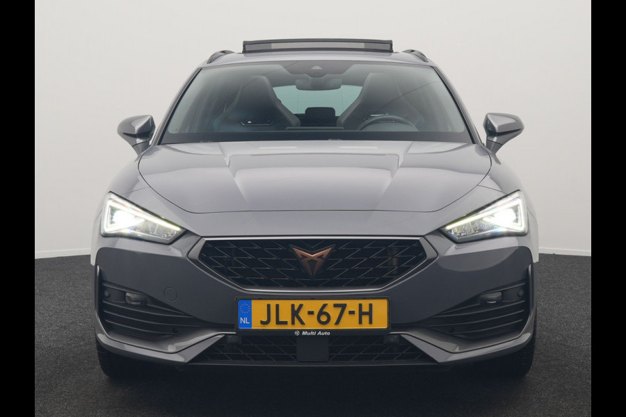CUPRA Leon 1.4 e-Hybrid VZ Copper Edition PHEV 245pk Dealer O.H PHEV | Panodak | Adaptive Cruise | Sportstoelen Memory & Verwarmd | Sfeerverlichting | Apple Carplay | Blis | Keyless | Stuur Verwarmd | Navigatie | Virtual | DAB | Plug In Hybrid