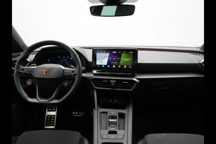 CUPRA Leon 1.4 e-Hybrid VZ Copper Edition PHEV 245pk Dealer O.H PHEV | Panodak | Adaptive Cruise | Sportstoelen Memory & Verwarmd | Sfeerverlichting | Apple Carplay | Blis | Keyless | Stuur Verwarmd | Navigatie | Virtual | DAB | Plug In Hybrid