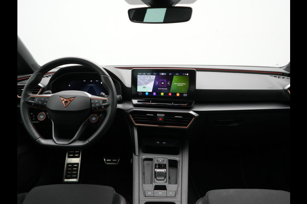 CUPRA Leon 1.4 e-Hybrid VZ Copper Edition PHEV 245pk Dealer O.H PHEV | Panodak | Adaptive Cruise | Sportstoelen Memory & Verwarmd | Sfeerverlichting | Apple Carplay | Blis | Keyless | Stuur Verwarmd | Navigatie | Virtual | DAB | Plug In Hybrid