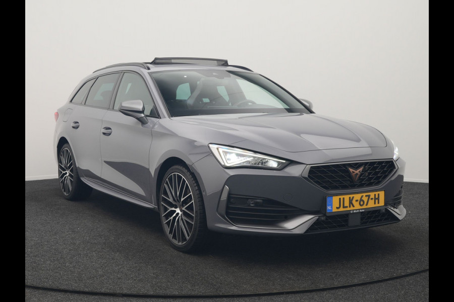 CUPRA Leon 1.4 e-Hybrid VZ Copper Edition PHEV 245pk Dealer O.H PHEV | Panodak | Adaptive Cruise | Sportstoelen Memory & Verwarmd | Sfeerverlichting | Apple Carplay | Blis | Keyless | Stuur Verwarmd | Navigatie | Virtual | DAB | Plug In Hybrid