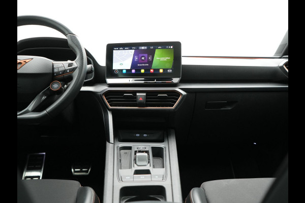 CUPRA Leon 1.4 e-Hybrid VZ Copper Edition PHEV 245pk Dealer O.H PHEV | Panodak | Adaptive Cruise | Sportstoelen Memory & Verwarmd | Sfeerverlichting | Apple Carplay | Blis | Keyless | Stuur Verwarmd | Navigatie | Virtual | DAB | Plug In Hybrid