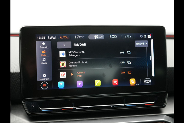 CUPRA Leon 1.4 e-Hybrid VZ Copper Edition PHEV 245pk Dealer O.H PHEV | Panodak | Adaptive Cruise | Sportstoelen Memory & Verwarmd | Sfeerverlichting | Apple Carplay | Blis | Keyless | Stuur Verwarmd | Navigatie | Virtual | DAB | Plug In Hybrid