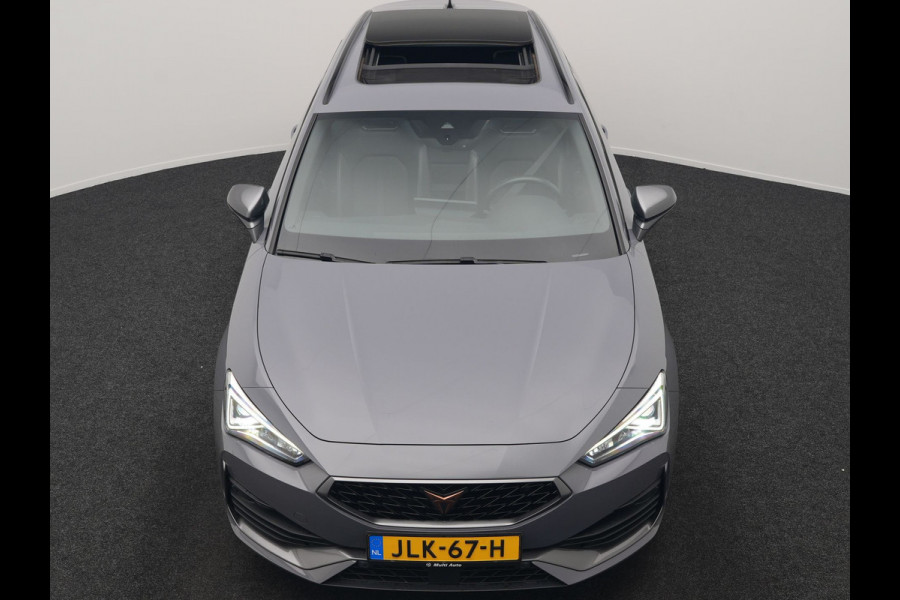 CUPRA Leon 1.4 e-Hybrid VZ Copper Edition PHEV 245pk Dealer O.H PHEV | Panodak | Adaptive Cruise | Sportstoelen Memory & Verwarmd | Sfeerverlichting | Apple Carplay | Blis | Keyless | Stuur Verwarmd | Navigatie | Virtual | DAB | Plug In Hybrid