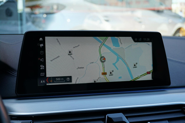 BMW 5 Serie Touring 520i High Executive *NL AUTO / DEALER OH* + MEMORY / HEAD-UP