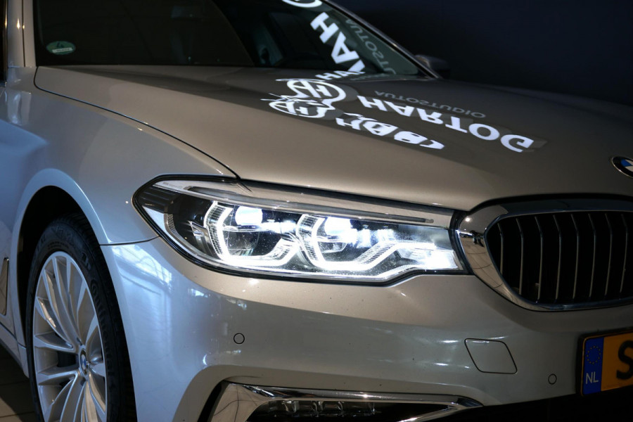 BMW 5 Serie Touring 520i High Executive *NL AUTO / DEALER OH* + MEMORY / HEAD-UP