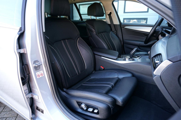 BMW 5 Serie Touring 520i High Executive *NL AUTO / DEALER OH* + MEMORY / HEAD-UP