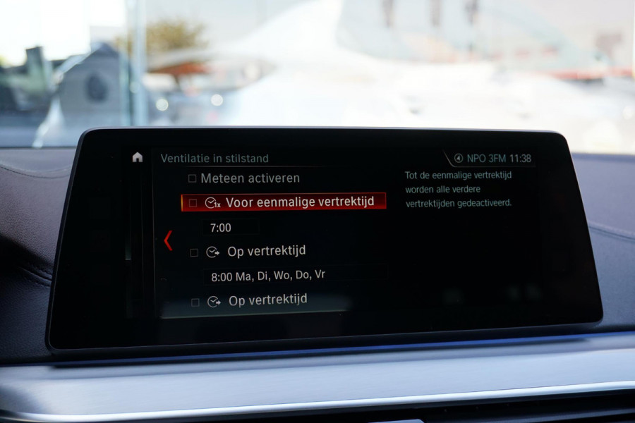 BMW 5 Serie Touring 520i High Executive *NL AUTO / DEALER OH* + MEMORY / HEAD-UP