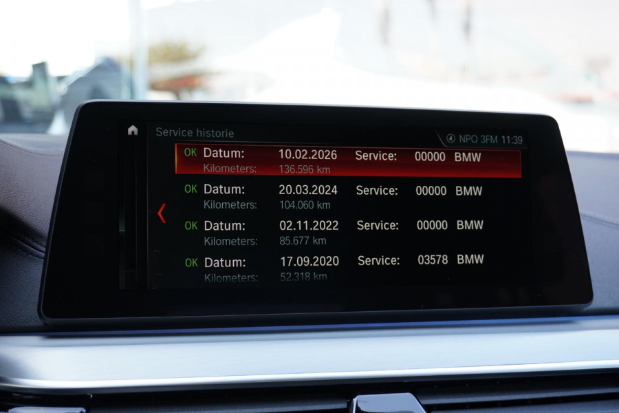 BMW 5 Serie Touring 520i High Executive *NL AUTO / DEALER OH* + MEMORY / HEAD-UP