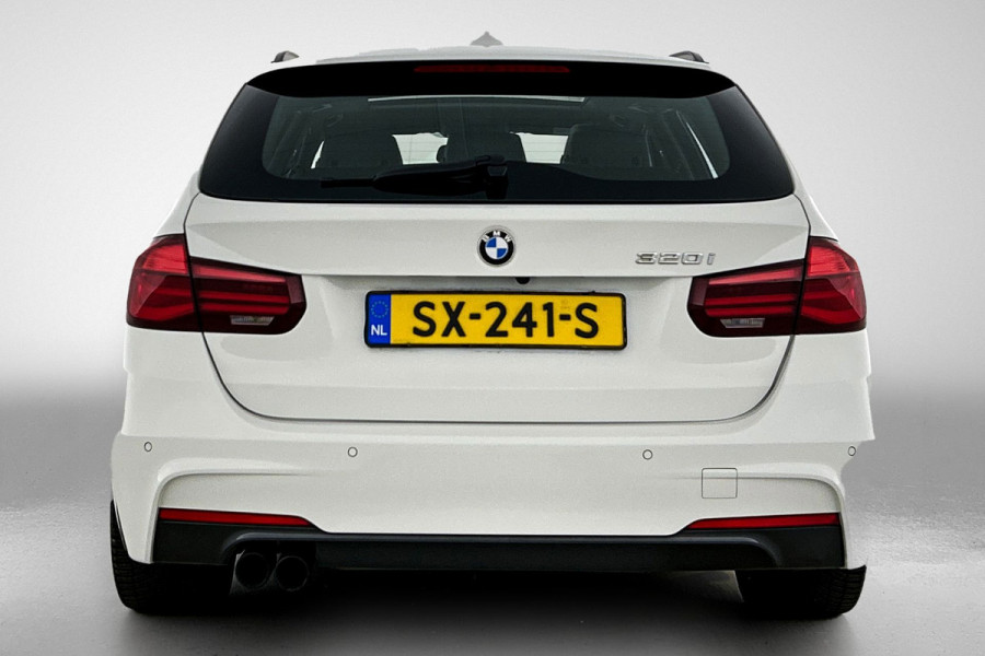 BMW 3 Serie Touring 320i Edition M Sport Shadow Executive(NL-auto, Dealer OnderH, Panorama, Camera, StoelV, Climate Con, NaviProf)