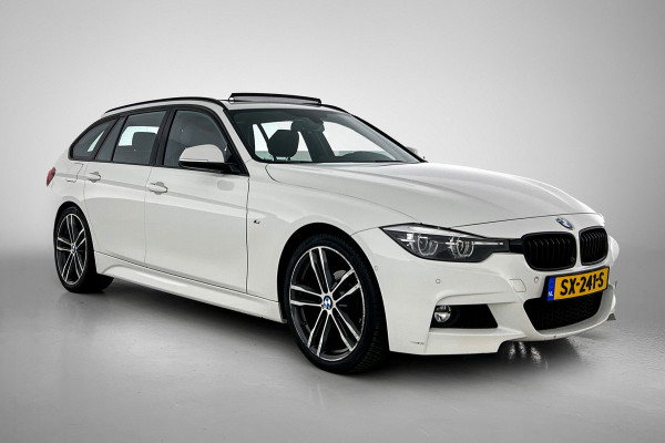 BMW 3 Serie Touring 320i Edition M Sport Shadow Executive(NL-auto, Dealer OnderH, Panorama, Camera, StoelV, Climate Con, NaviProf)