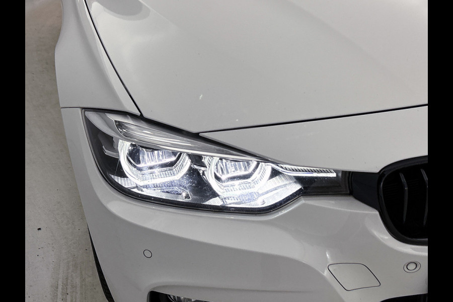 BMW 3 Serie Touring 320i Edition M Sport Shadow Executive(NL-auto, Dealer OnderH, Panorama, Camera, StoelV, Climate Con, NaviProf)