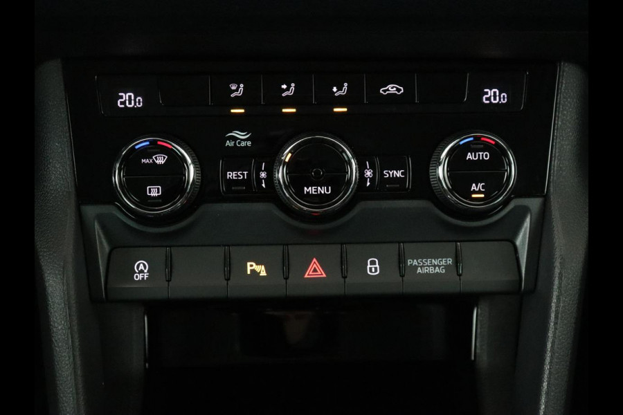 Škoda Kodiaq 1.5 TSI Business Edition | Trekhaak | Half leder | Keyless | Carplay | Canton Sound | Sfeerverlichting | Navigatie | Camera | Cruise control | Full LED | Bluetooth | Climate control