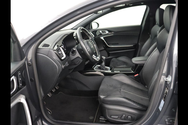 Kia ProCeed 1.5 T-GDi GT-PlusLine | Panoramadak | Stoelverwarming | Leder/Alcantara | Camera | Adaptive cruise | Achterbankverwarming | Keyless | Memory | Carplay | Navigatie | Full LED