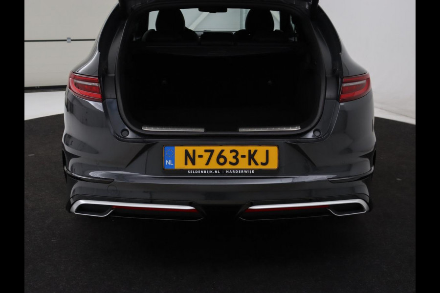 Kia ProCeed 1.5 T-GDi GT-PlusLine | Panoramadak | Stoelverwarming | Leder/Alcantara | Camera | Adaptive cruise | Achterbankverwarming | Keyless | Memory | Carplay | Navigatie | Full LED