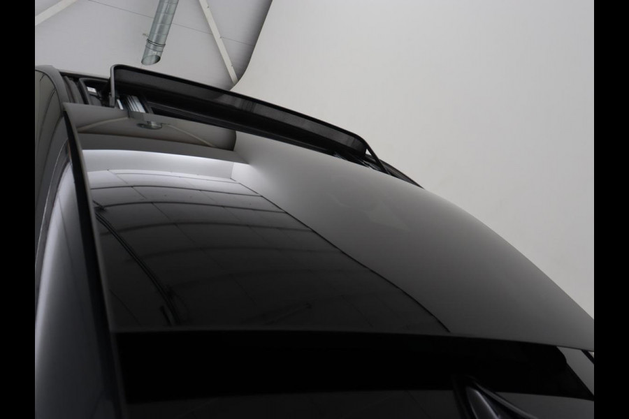 Kia ProCeed 1.5 T-GDi GT-PlusLine | Panoramadak | Stoelverwarming | Leder/Alcantara | Camera | Adaptive cruise | Achterbankverwarming | Keyless | Memory | Carplay | Navigatie | Full LED