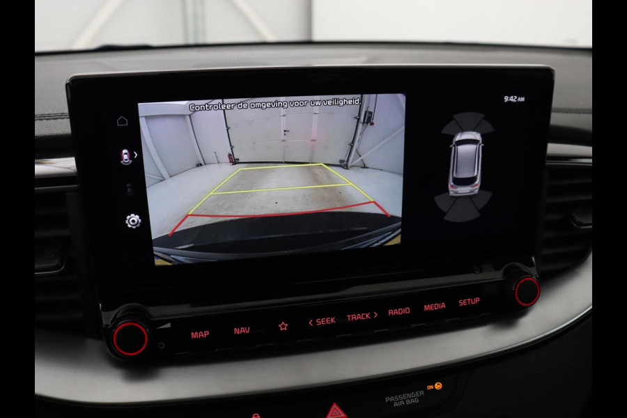 Kia ProCeed 1.5 T-GDi GT-PlusLine | Panoramadak | Stoelverwarming | Leder/Alcantara | Camera | Adaptive cruise | Achterbankverwarming | Keyless | Memory | Carplay | Navigatie | Full LED
