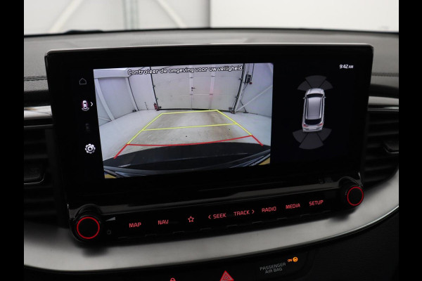 Kia ProCeed 1.5 T-GDi GT-PlusLine | Panoramadak | Stoelverwarming | Leder/Alcantara | Camera | Adaptive cruise | Achterbankverwarming | Keyless | Memory | Carplay | Navigatie | Full LED