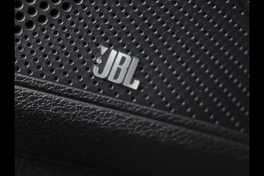 Kia ProCeed 1.5 T-GDi GT-PlusLine | Panoramadak | Stoelverwarming | Leder/Alcantara | Camera | Adaptive cruise | Achterbankverwarming | Keyless | Memory | Carplay | Navigatie | Full LED