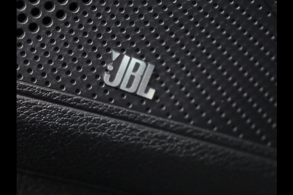 Kia ProCeed 1.5 T-GDi GT-PlusLine | Panoramadak | Stoelverwarming | Leder/Alcantara | Camera | Adaptive cruise | Achterbankverwarming | Keyless | Memory | Carplay | Navigatie | Full LED