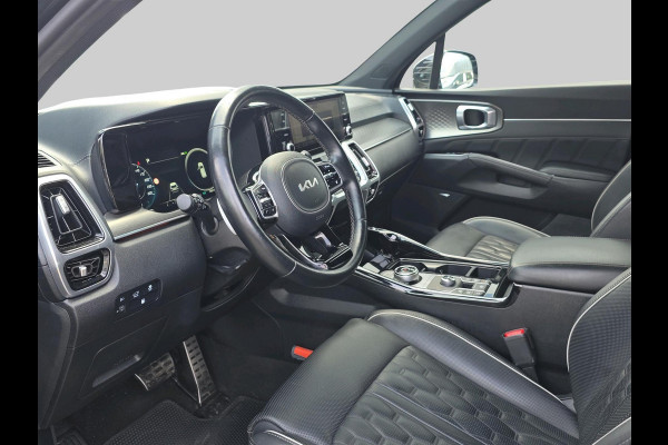 Kia Sorento 1.6 T-GDI Plug-in Hybrid 4WD ExecutiveLine 7p. | Automaat | Stoelverwarming/Koeling | 360 Camera | Volleder | Trekhaak | Pano | Bose |