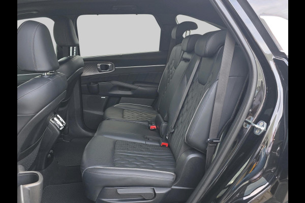 Kia Sorento 1.6 T-GDI Plug-in Hybrid 4WD ExecutiveLine 7p. | Automaat | Stoelverwarming/Koeling | 360 Camera | Volleder | Trekhaak | Pano | Bose |