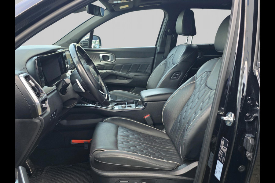 Kia Sorento 1.6 T-GDI Plug-in Hybrid 4WD ExecutiveLine 7p. | Automaat | Stoelverwarming/Koeling | 360 Camera | Volleder | Trekhaak | Pano | Bose |
