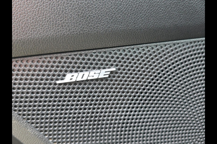 Kia Sorento 1.6 T-GDI Plug-in Hybrid 4WD ExecutiveLine 7p. | Automaat | Stoelverwarming/Koeling | 360 Camera | Volleder | Trekhaak | Pano | Bose |