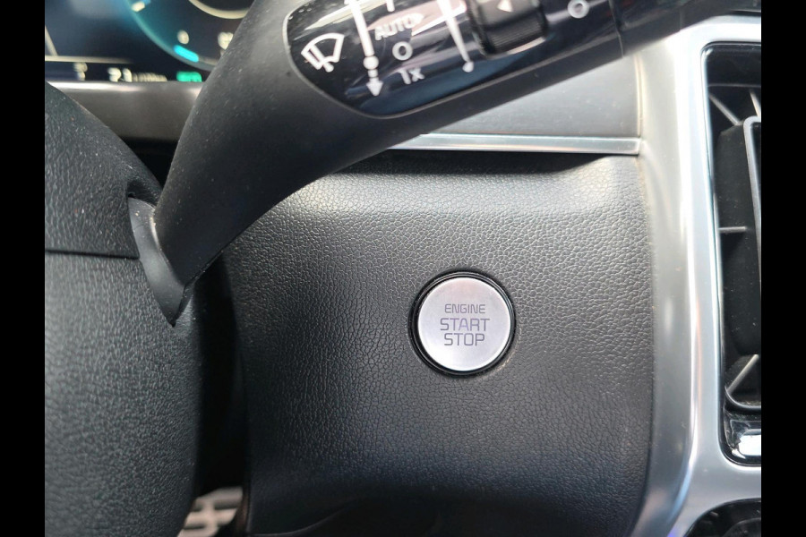 Kia Sorento 1.6 T-GDI Plug-in Hybrid 4WD ExecutiveLine 7p. | Automaat | Stoelverwarming/Koeling | 360 Camera | Volleder | Trekhaak | Pano | Bose |