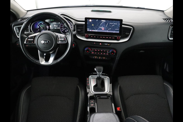 Kia Ceed 1.6 GDI PHEV DynamicPlusLine | Trekhaak | Stoelverwarming | Adaptive cruise | Camera | Carplay | Half leder | Full LED | Keyless | File Assistent | Navigatie | Plug In