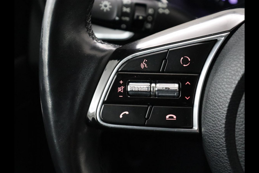 Kia Ceed 1.6 GDI PHEV DynamicPlusLine | Trekhaak | Stoelverwarming | Adaptive cruise | Camera | Carplay | Half leder | Full LED | Keyless | File Assistent | Navigatie | Plug In