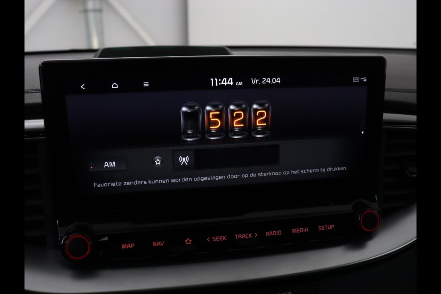 Kia Ceed 1.6 GDI PHEV DynamicPlusLine | Trekhaak | Stoelverwarming | Adaptive cruise | Camera | Carplay | Half leder | Full LED | Keyless | File Assistent | Navigatie | Plug In