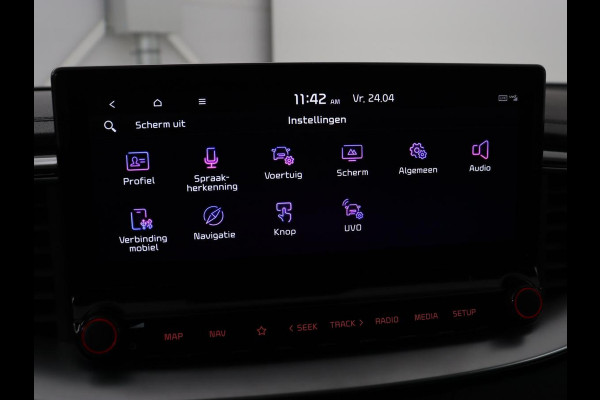 Kia Ceed 1.6 GDI PHEV DynamicPlusLine | Trekhaak | Stoelverwarming | Adaptive cruise | Camera | Carplay | Half leder | Full LED | Keyless | File Assistent | Navigatie | Plug In