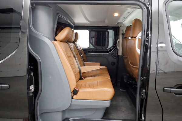 Renault Trafic 2.0 dCi 170pk L2H1 Automaat D.C. LED/Camera/2x Schuifdeur 01-2021