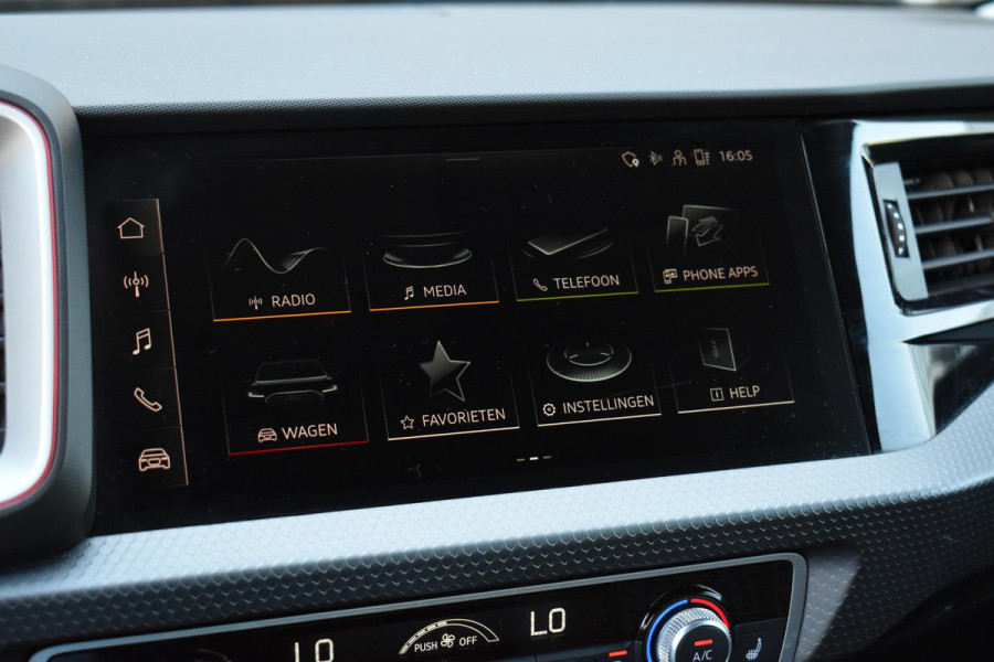 Audi A1 Sportback 35 TFSI S-Line Lane ACC Keyless