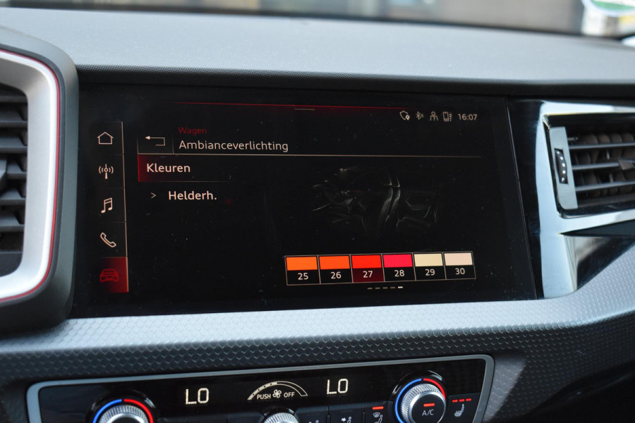 Audi A1 Sportback 35 TFSI S-Line Lane ACC Keyless