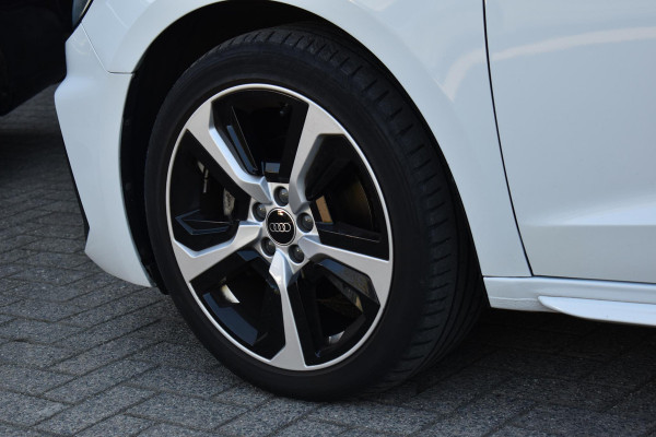 Audi A1 Sportback 35 TFSI S-Line Lane ACC Keyless