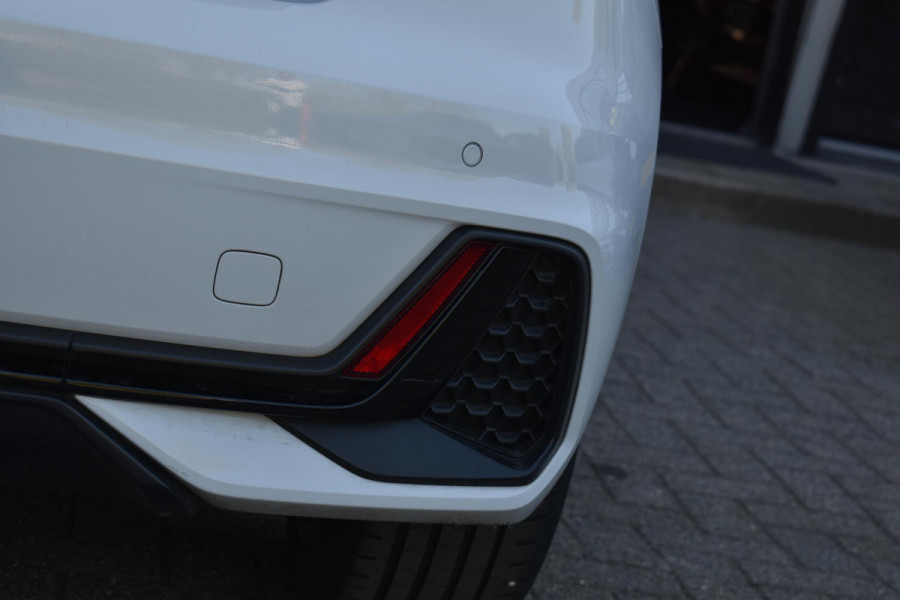 Audi A1 Sportback 35 TFSI S-Line Lane ACC Keyless