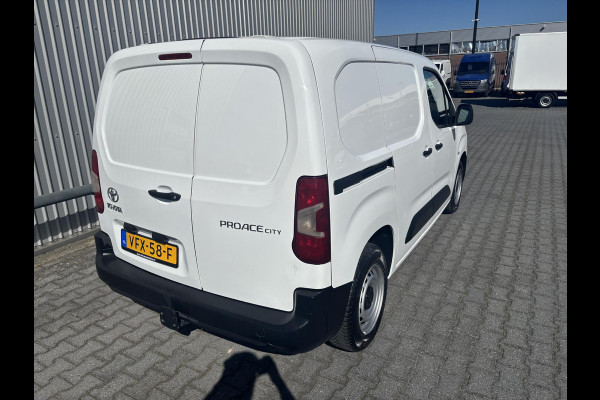Toyota PROACE CITY 1.5 D-4D Cool Comfort*AIRCO*CRUISE*SCHUIFDEUR*