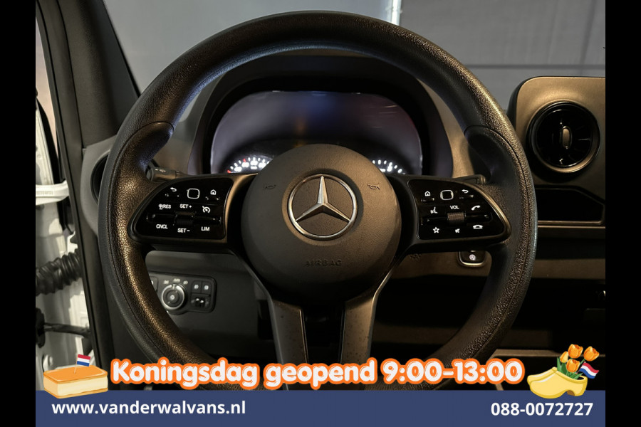 Mercedes-Benz Sprinter 316 CDI 164pk Automaat L3H2 Euro6 Airco | Camera | Navigatie | Apple Carplay Android Auto, Cruisecontrol, Chauffeursstoel, Trekhaak, Parkeersensoren, Stoelverwarming, Bijrijdersbank