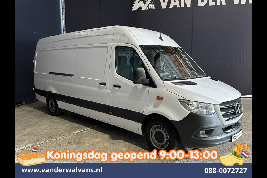 Mercedes-Benz Sprinter 316 CDI 164pk Automaat L3H2 Euro6 Airco | Camera | Navigatie | Apple Carplay Android Auto, Cruisecontrol, Chauffeursstoel, Trekhaak, Parkeersensoren, Stoelverwarming, Bijrijdersbank