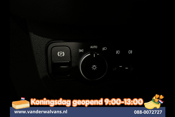 Mercedes-Benz Sprinter 316 CDI 164pk Automaat L3H2 Euro6 Airco | Camera | Navigatie | Apple Carplay Android Auto, Cruisecontrol, Chauffeursstoel, Trekhaak, Parkeersensoren, Stoelverwarming, Bijrijdersbank