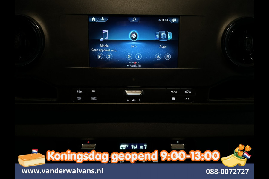Mercedes-Benz Sprinter 316 CDI 164pk Automaat L3H2 Euro6 Airco | Camera | Navigatie | Apple Carplay Android Auto, Cruisecontrol, Chauffeursstoel, Trekhaak, Parkeersensoren, Stoelverwarming, Bijrijdersbank