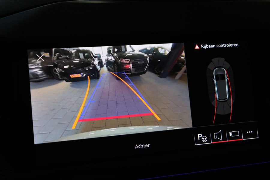 Audi Q4 e-tron 50 quattro S Edition 77 kWh / PANODAK / LEDER / MATRIX / CAMERA / KEYLESS