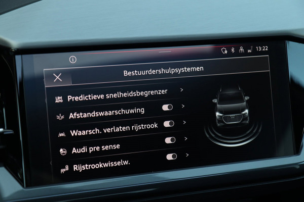 Audi Q4 e-tron 50 quattro S Edition 77 kWh / PANODAK / LEDER / MATRIX / CAMERA / KEYLESS