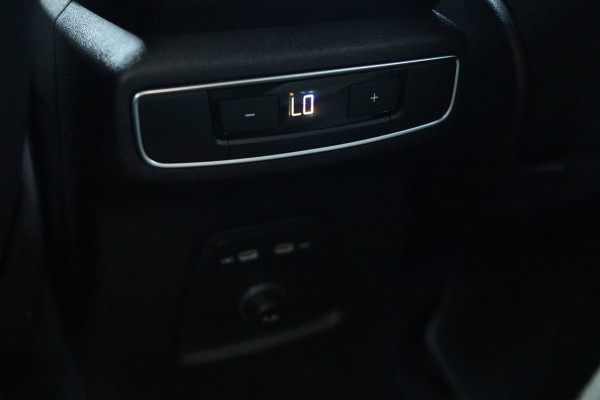 Audi Q4 e-tron 50 quattro S Edition 77 kWh / PANODAK / LEDER / MATRIX / CAMERA / KEYLESS