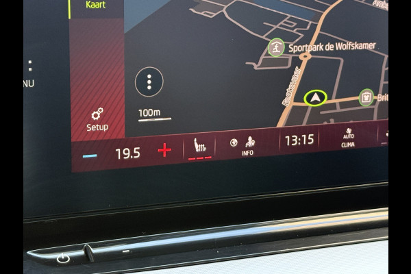 Škoda Octavia Combi 1.5 TSI First Edition | Facelift | Crystal Light | Panoramadak | Trekhaak | Apple Carplay