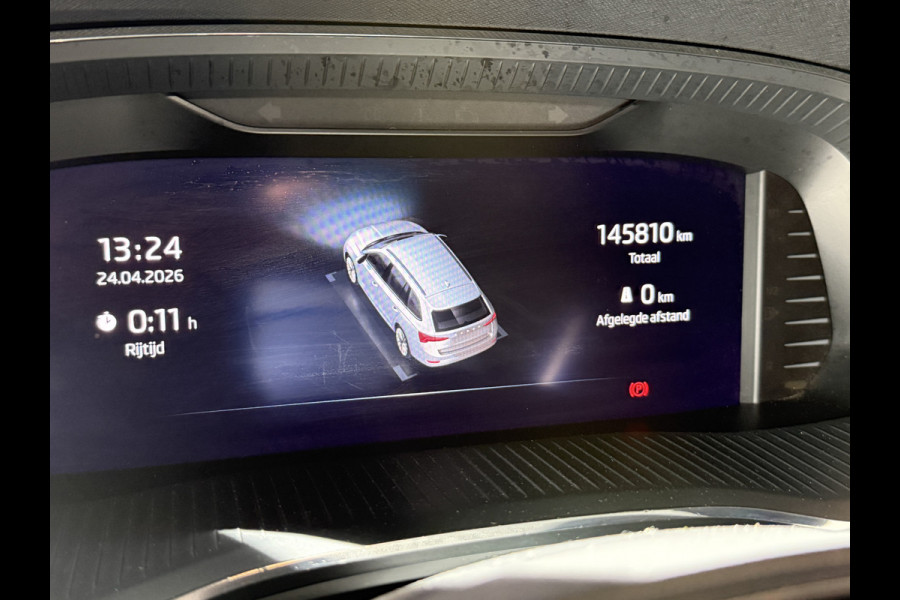 Škoda Octavia Combi 1.5 TSI First Edition | Facelift | Crystal Light | Panoramadak | Trekhaak | Apple Carplay