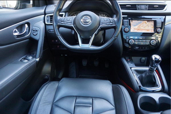 Nissan QASHQAI 1.3 DIG-T Tekna + Dynamic | NAPPA LEER | Panoramadak | Trekhaak | BOSE | Memory Pack | Adapieve cruise + Lane departure + Blindspot indicator | NL Auto | Dealer onderhouden